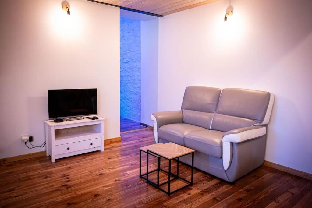Love Room Spa Privatif Villefranche-sur-Saône Exteriör bild